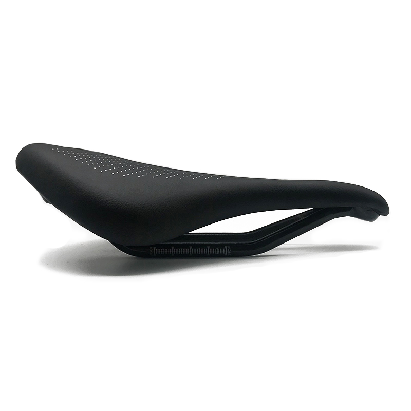 Sella Ultraleggera in PU+Fibra - Mountain Biking Races recensione e prezzo